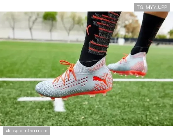 巴洛特利裤兜里塞的到底是什么钱包？这生活跟赛场画风差太远了吧！