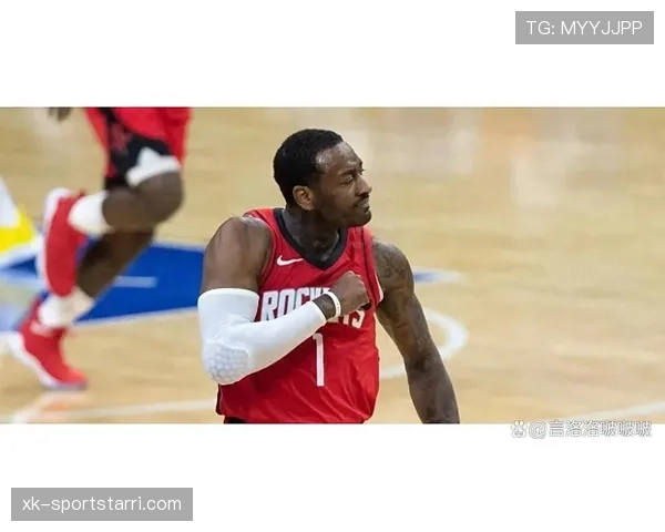 约翰·沃尔突破制造多次快攻助队拉开比分差距